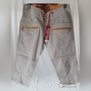 Pepe Jeans Capri Pants Beige Size 26 NWT